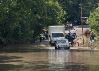 Se mantiene paso a riesgo en la vía San Cristóbal – Rubio
