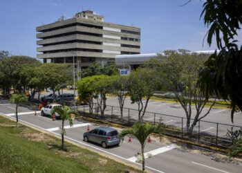 Aeropuerto de Maiquetía retomará operaciones en septiembre en terminal temporal