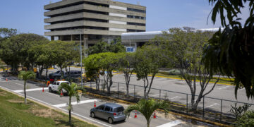 Aeropuerto de Maiquetía retomará operaciones en septiembre en terminal temporal