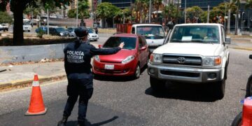 Gobierno anuncia la eliminación de las alcabalas policiales en las ciudades
