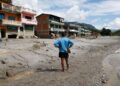 Al menos 180 muertos y casi 1.400 desaparecidos reportados por Nepal y China