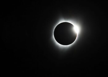 Eclipses totales de Sol: cinco curiosidades y aspectos fascinantes