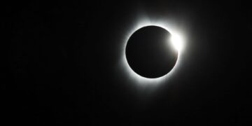 Eclipses totales de Sol: cinco curiosidades y aspectos fascinantes