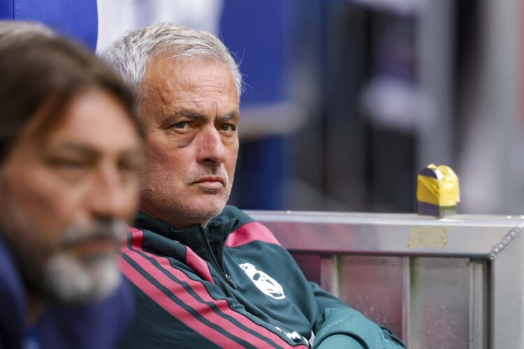 Mourinho, en el último amistoso de pretemporada del Real Madrid, el pasado domingo. EFE/EPA/CHRISTOPHER NEUNDORF