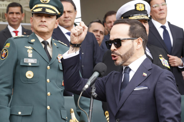 El presidente de Colombia, Abelardo de la Espriella (d). EFE/ Mauricio Dueñas Castañeda