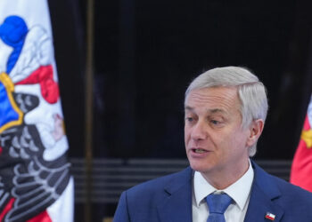 Polémica megarreforma económica de Kast sortea uno de sus últimos obstáculos legislativos