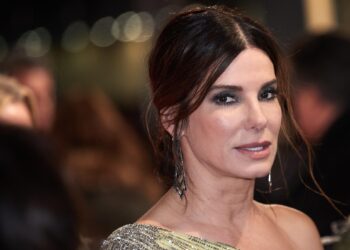Sandra Bullock habla del traumático fallecimiento de su pareja tras luchar contra la ELA