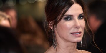 Sandra Bullock habla del traumático fallecimiento de su pareja tras luchar contra la ELA
