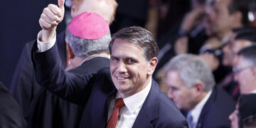 El Senado de EE.UU. confirma a Todd Blanche, exabogado de Trump, como fiscal general