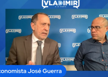 José Guerra: Solo Trump, el secretario del Tesoro y Delcy Rodríguez saben dónde están los reales del petróleo 