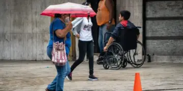 Inameh prevé lluvias por el paso de las ondas tropicales 41 y 42 sobre Venezuela