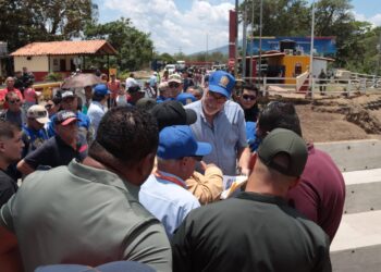 Según Viceministro paso a Colombia por puente de Ureña se habilitará esta semana