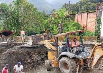 Trujillo | Avanzan trabajos de recuperación de la vía a Batatal