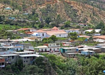 Burbusay pide agua potable y Las Mesitas electricidad