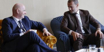 La FIFA acusa a la UEFA de acoso y se opone a que tribunal de EE.UU. facilite datos de FFE