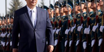 Xi reafirma a Kim su apuesta «inquebrantable» por estrechar lazos con Corea del Norte