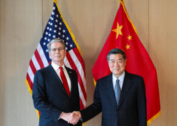 Secretario del Tesoro de EEUU dice que diálogos con China en IA y Comercio fueron exitosos
