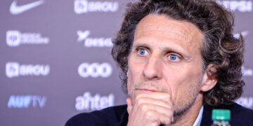 El debut de Diego Forlán como seleccionador marca el Japón-Uruguay