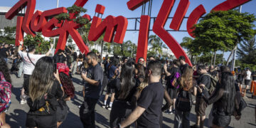 Rock in Rio arranca con Foo Fighters como protagonista en una jornada fiel a sus raíces