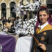 Fans de Harry Potter celebran en Londres la vuelta a Hogwarts antes de estreno de la serie