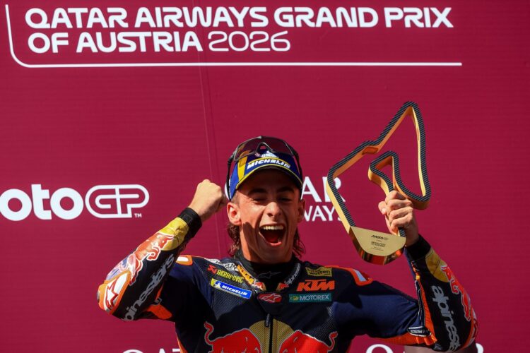 El piloto español de MotoGP Pedro Acosta, del equipo Red Bull KTM Factory Racing, en Spielberg, Austria. EFE/EPA/MARTIN DIVISEK