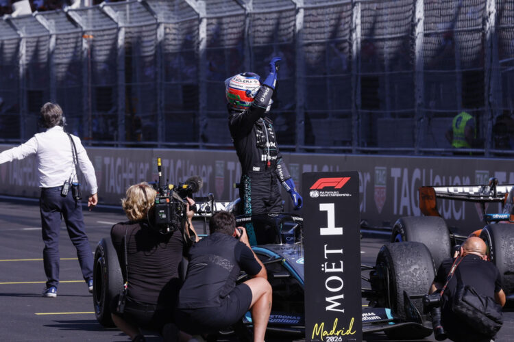 El italiano Andrea Kimi Antonelli (Mercedes), líder del campeonato, ganó este domingo el Gran Premio de España, el decimocuarto del Mundial de Fórmula Uno y la primera carrera de toda la historia disputada en el Madring, el nuevo circuito semi-urbano diseñado en IFEMA, el recinto ferial de Madrid. EFE/ Aitor Martin