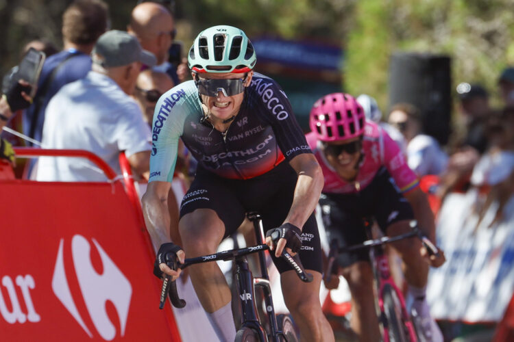 El ciclista austriaco Félix Gall en la Vuelta ciclista España en foto de archivo de Javier Lizón. EFE