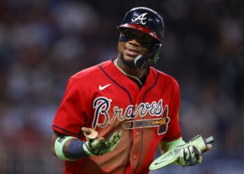 Bravos de Atlanta ganan en una jornada histórica para Acuña Jr.
