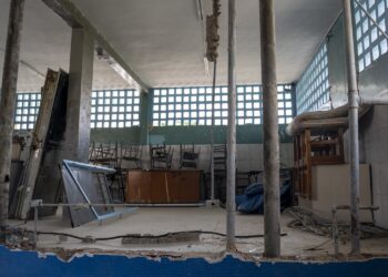 Regreso a clases: seguridad en las escuelas y el trauma por los terremotos preocupan a padres y representantes