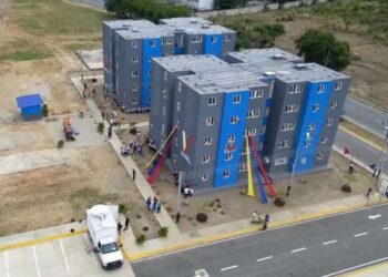 Reubican en Trujillo a 18 familias sobrevivientes del doblete sísmico de Caracas y La Guaira