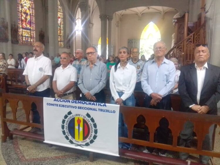 Oficiaron Misa de Acción de Gracia
