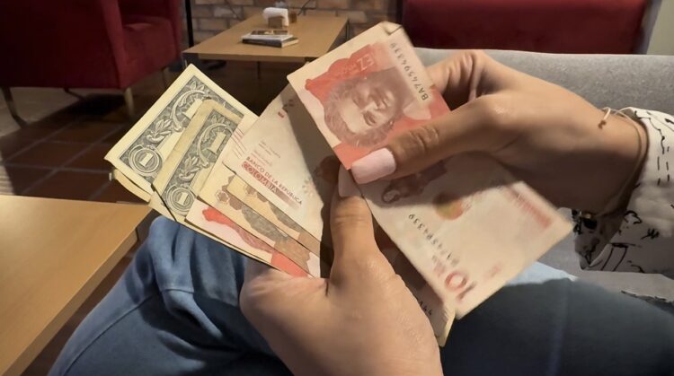 El peso colombiano afecta en msayor medida el cambio de la moneda venezolana en Táchira. Foto: Mariana Duque