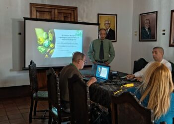 Mérida propone uso de roca fosfática para sustituir agroquímicos