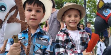 Bailadores celebró la V Cabalgata de Caballitos de Palo 