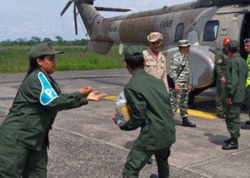 Activado puente aéreo para atender a familias afectadas en Aricagua