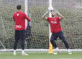 Unai Simón, Raya, Joan García, Courtois, el ‘Dibu’ y Vozinha, mejores porteros del 2026