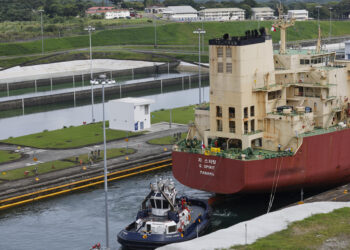 El Canal de Panamá aplica la primera restricción de tránsitos de 2026 por la sequía