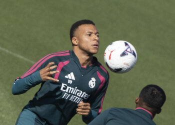 Mbappé afronta el Balón de Oro sin obsesión, pero convencido de que este puede ser su año