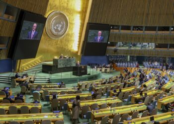 Nepal asegura que la riada masiva en el Himalaya es «una advertencia al mundo» ante la ONU