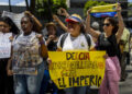 Opositores venezolanos protestan en rechazo a la participación de Delcy Rodríguez ante ONU