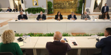 El chavismo y la AN de 2015 fijaron para octubre instalación de la mesa de garantías políticas y civiles
