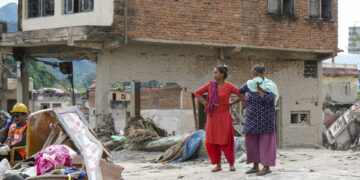 China refuerza la ayuda a Nepal con un nuevo envío y expertos en identificación por ADN