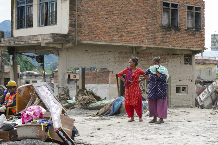 Vista de la situación en Devighat, Nepal, 2 de septiembre de 2026, una de las aldeas afectadas por la avalancha de agua y rocas. EFE/ Lucia Goñi