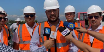Sector empresarial y autoridades evalúan la reactivación del Puerto de La Ceiba para impulsar el comercio regional e internacional