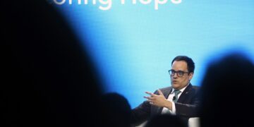 Venezuela presenta ante el FMI una hoja de ruta económica basada en petróleo y minería