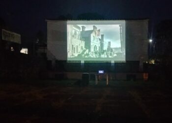 Llégate realizó a su segundo cineforo «Noches de terror»