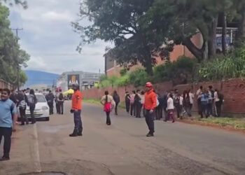 Táchira | 42 jóvenes atendidos por picaduras de abejas y 900 personas evacuadas 