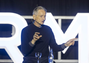 Hinton, padre de la IA: No entenderemos la IA, como las ratas no entienden números primos