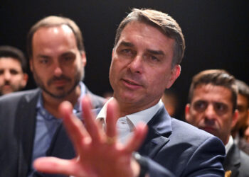 Bolsonaro promete subir las pensiones por encima de la inflación si gana las elecciones