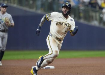 Criollos buscan doble corona histórica entre el Clásico Mundial y la Serie Mundial